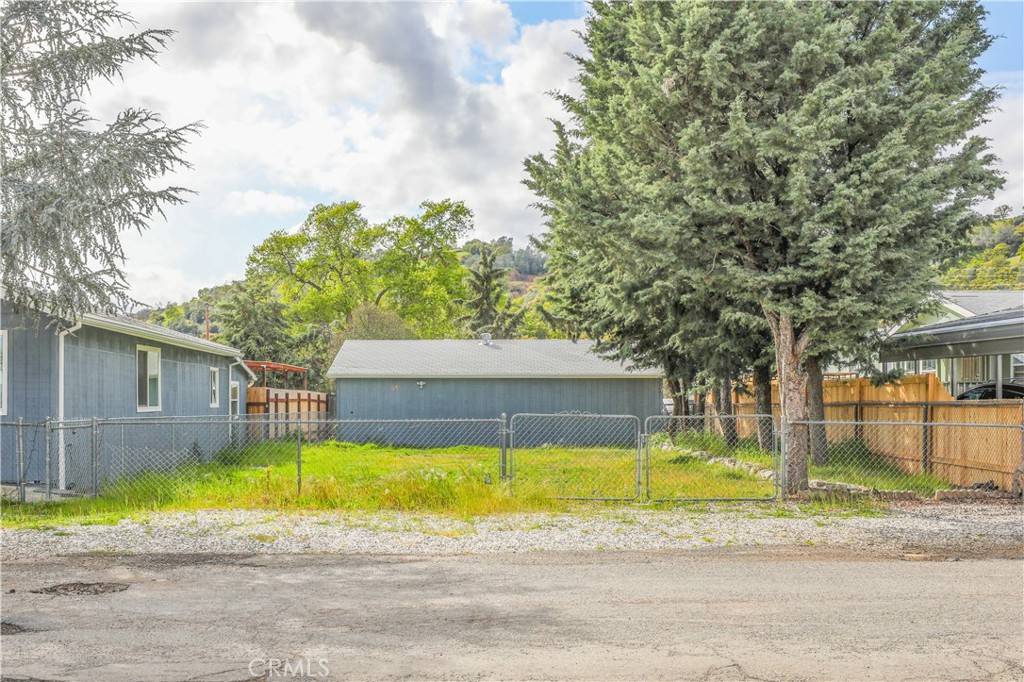 Clearlake Oaks, CA 95423,65 Butler ST