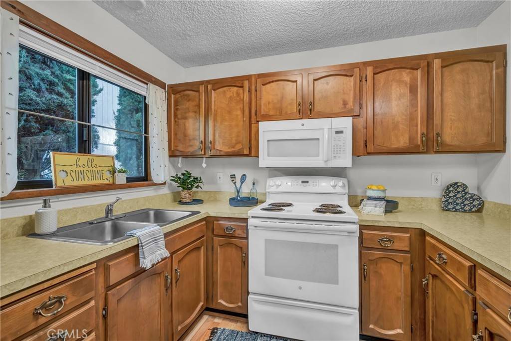 Hidden Valley Lake, CA 95467,16609 Greenridge RD