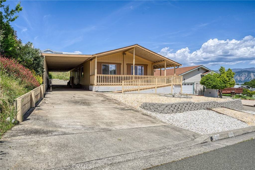 Lakeport, CA 95453,400 Walnut DR