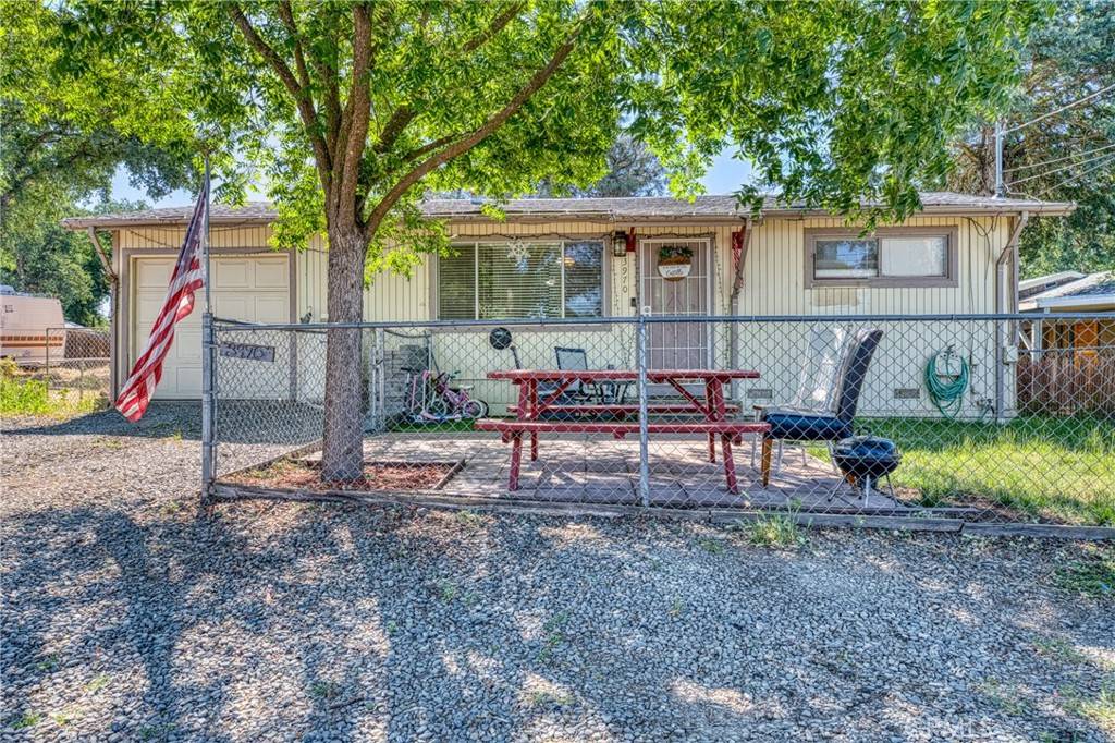 Clearlake, CA 95422,3970 Oakland AVE