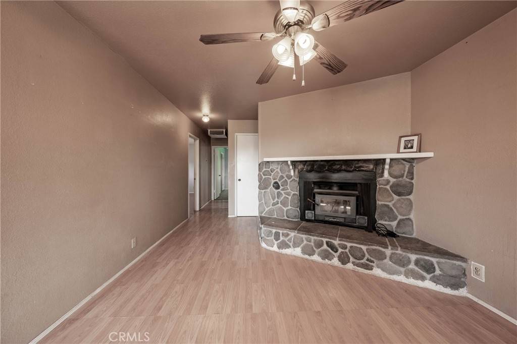 Clearlake Oaks, CA 95423,12410 Lakeview DR