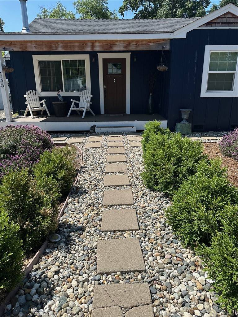 Lakeport, CA 95453,435 Armstrong ST