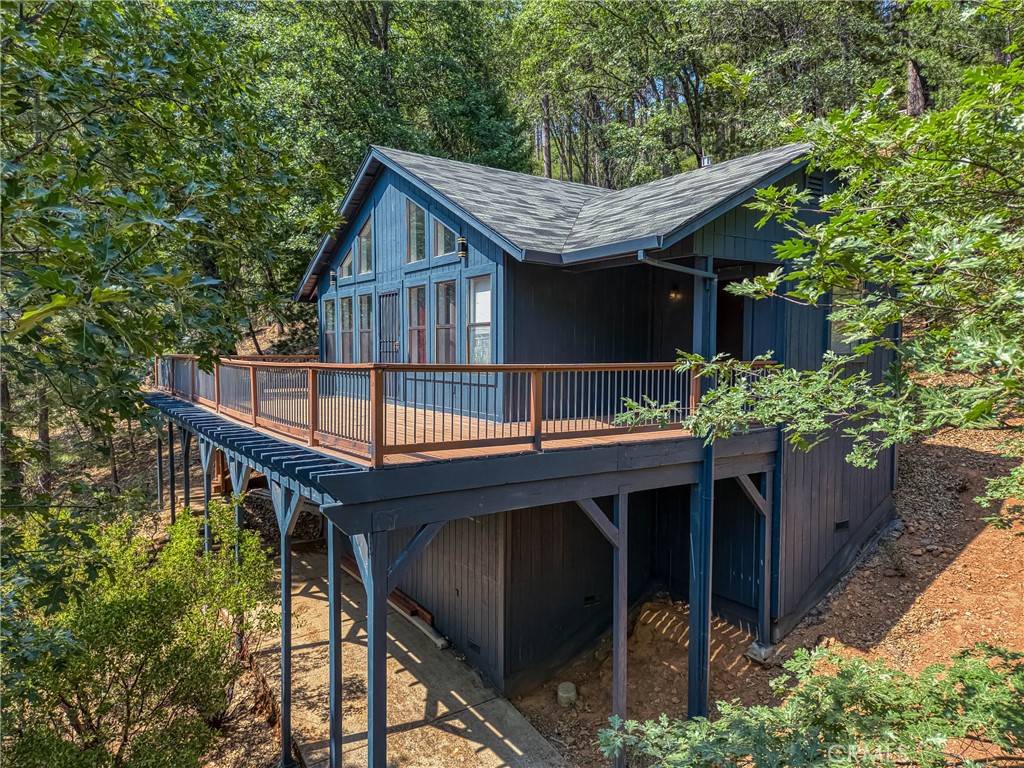 Cobb, CA 95426,16300 Ponderosa DR