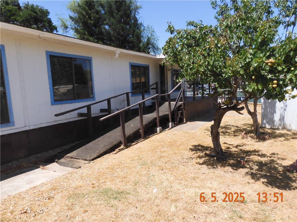 Clearlake Oaks, CA 95423,12980 Island DR