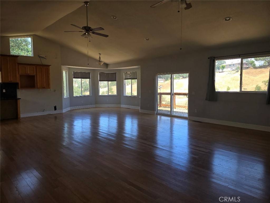 Clearlake Oaks, CA 95423,2723 Apache TRL