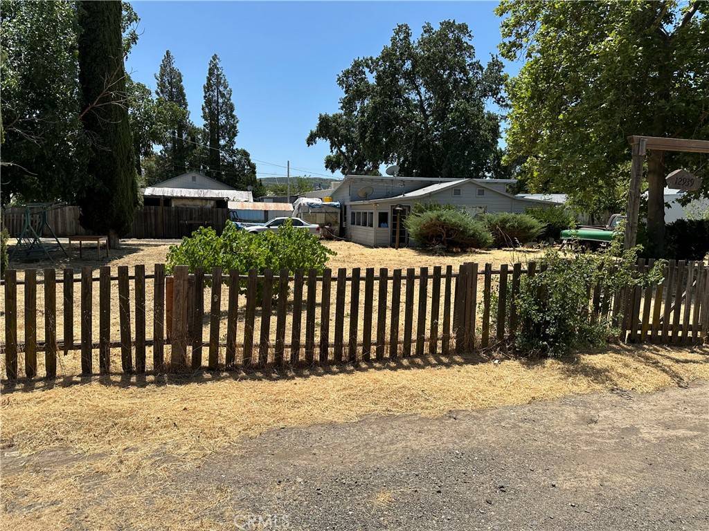 Clearlake Oaks, CA 95423,12939 3rd ST