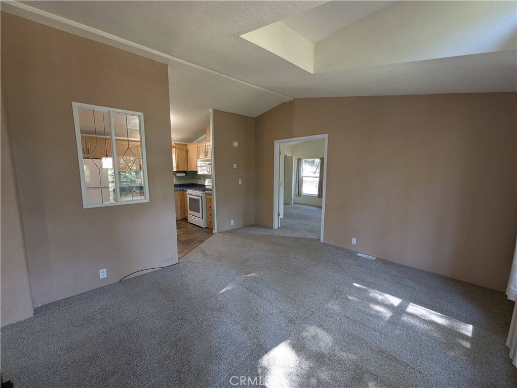 Cobb, CA 95426,16121 Golf RD