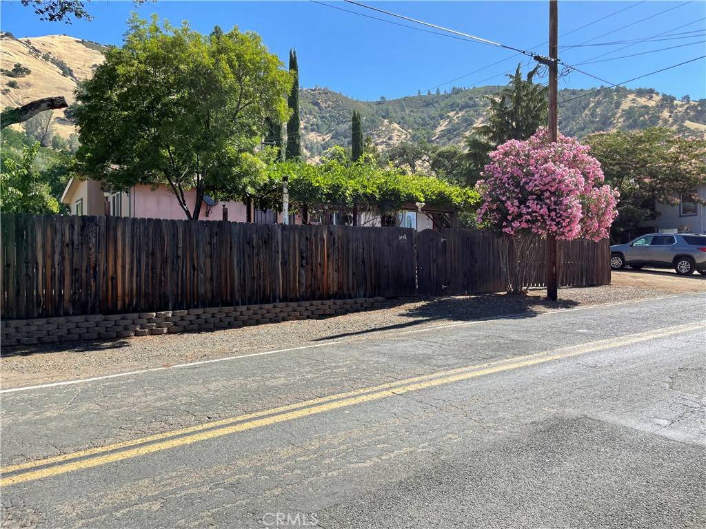 Nice, CA 95464,3748 Manzanita DR