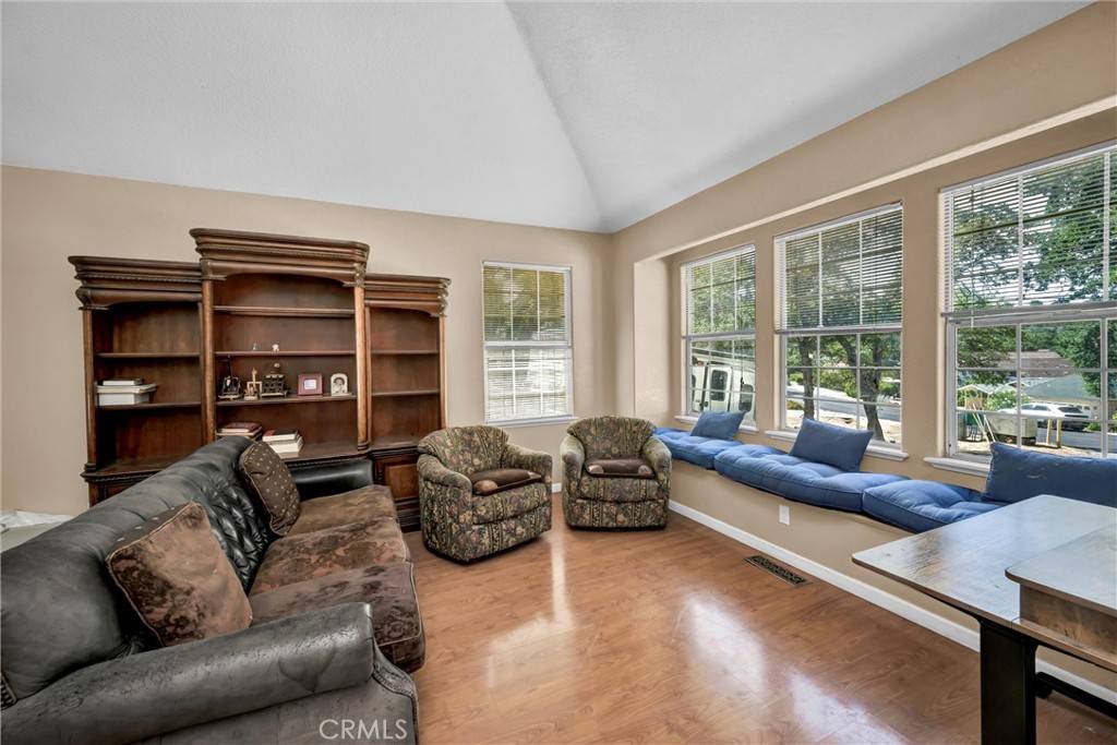 Hidden Valley Lake, CA 95467,18908 North Shore DR