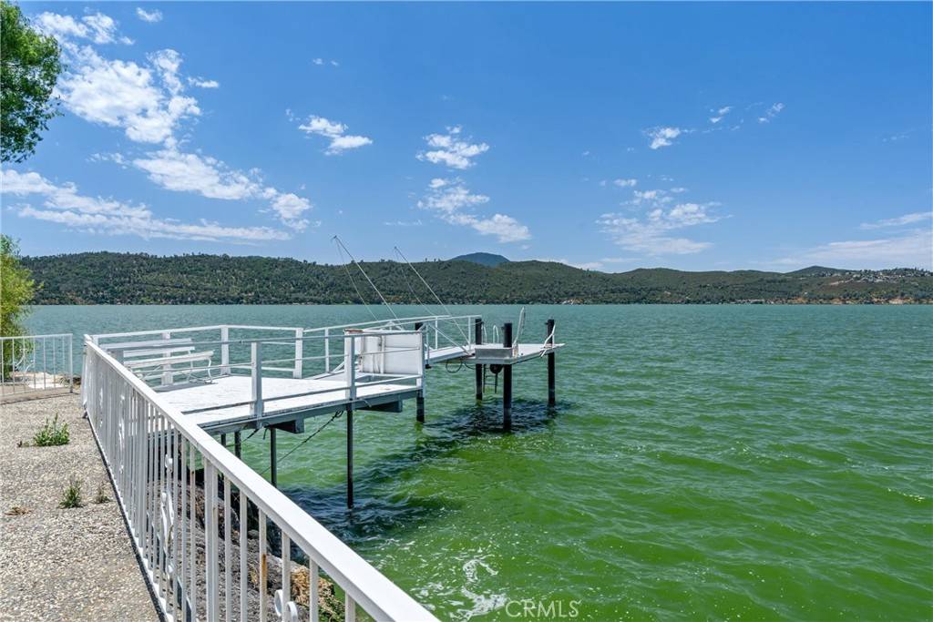 Clearlake, CA 95422,13319 Lakeshore DR