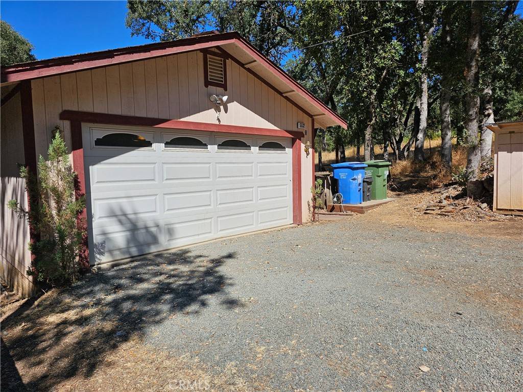 Clearlake, CA 95422,5532 Pine AVE