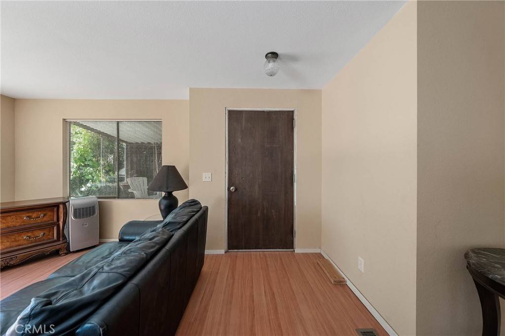 Clearlake Oaks, CA 95423,13942 Apple LN