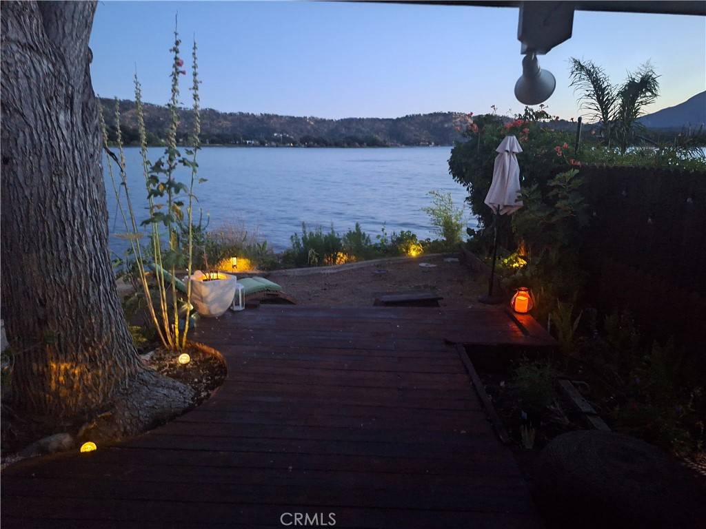 Clearlake Oaks, CA 95423,13050 Island DR #29