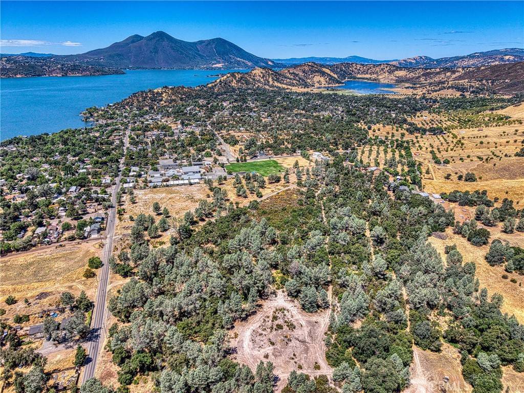 Clearlake, CA 95422,14142 Burns Valley RD