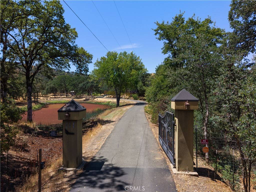 Lakeport, CA 95453,608 Dixon DR