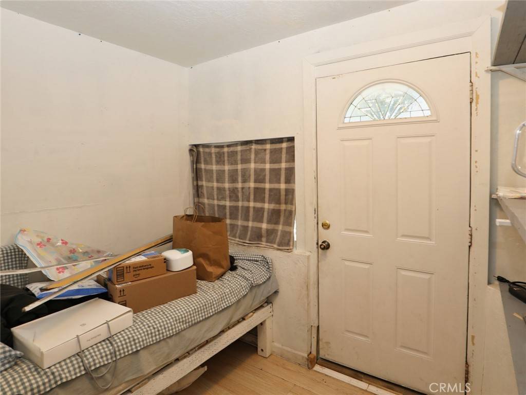 Clearlake, CA 95422,14028 Lakeshore DR