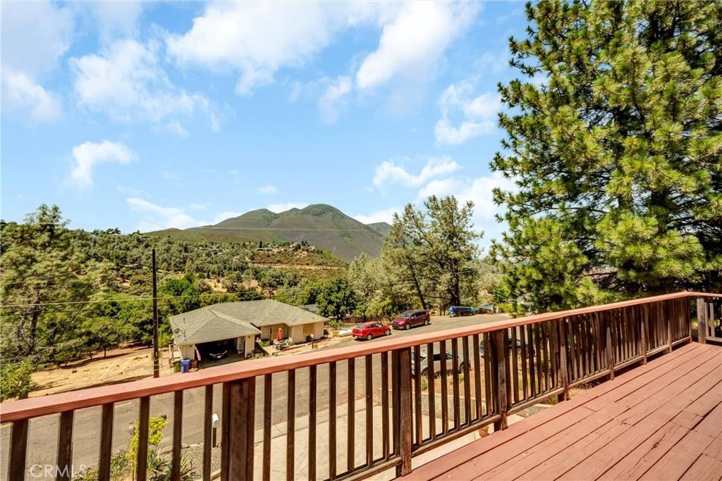 Kelseyville, CA 95451,4902 Tuolumne Court