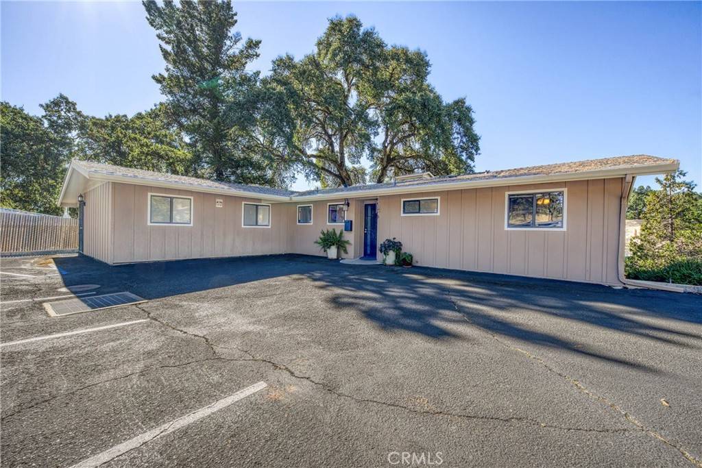 Lakeport, CA 95453,1002 11th ST
