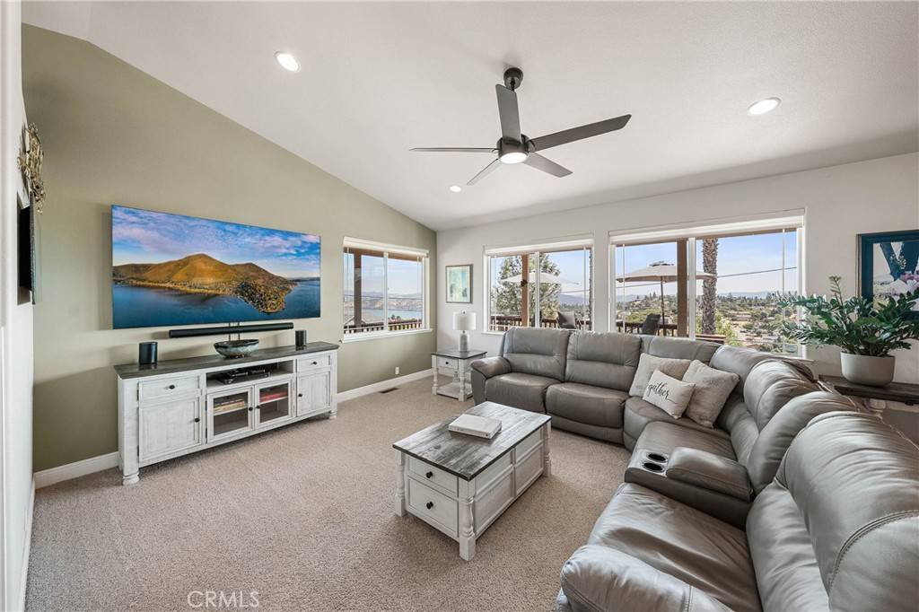 Kelseyville, CA 95451,5611 Cherokee DR