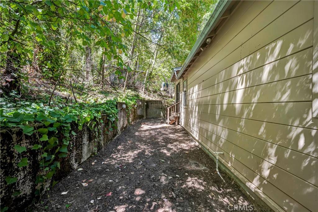 Cobb, CA 95461,17097 Dogwood WAY