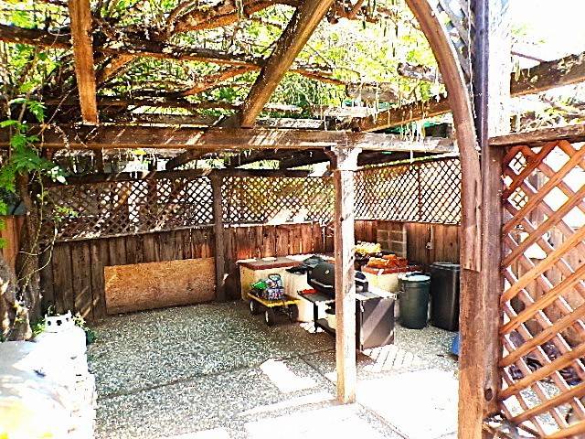 Lakeport, CA 95453,820 Jerry DR