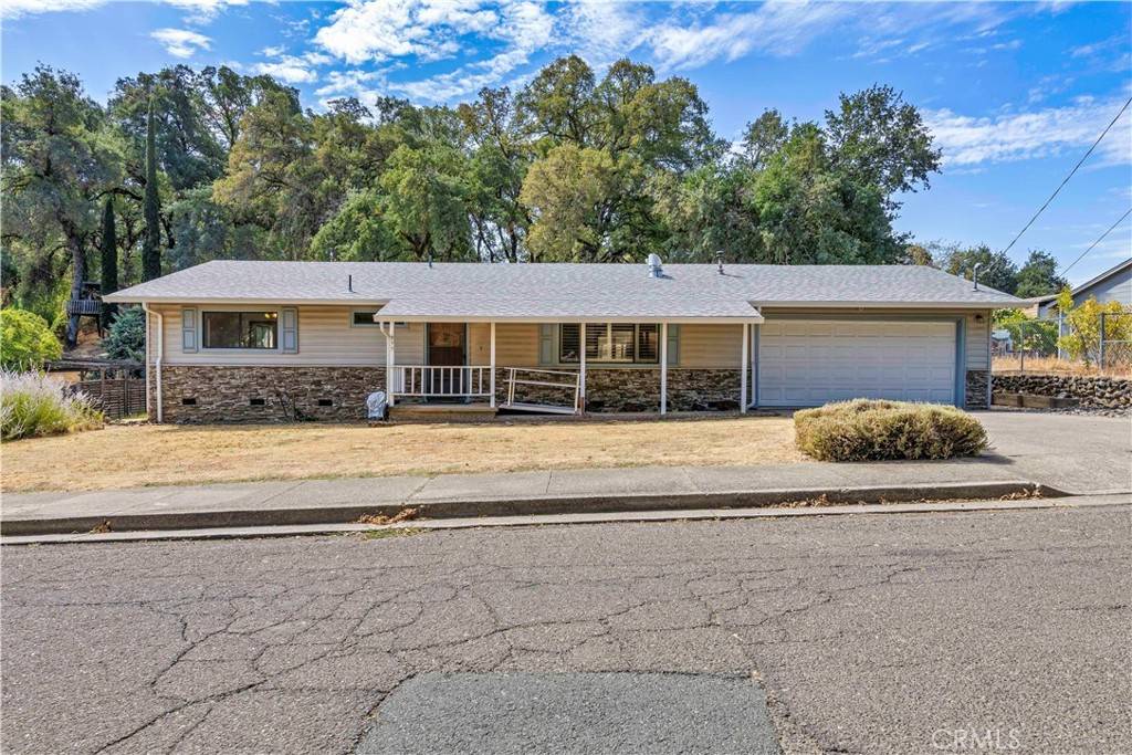 Lakeport, CA 95453,977 Sixth ST