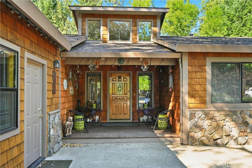 Cobb, CA 95426,9234 Fox DR