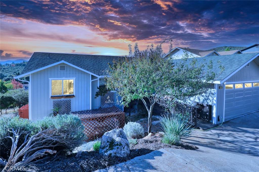 Kelseyville, CA 95451,9215 Fairway DR