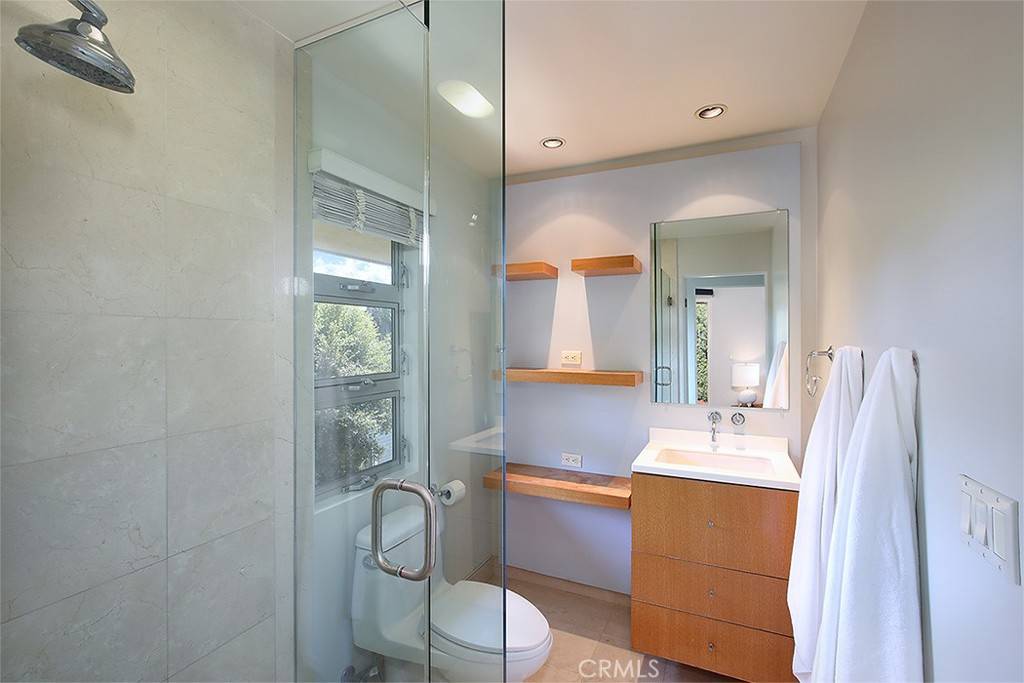 Laguna Beach, CA 92651,325 Diamond ST