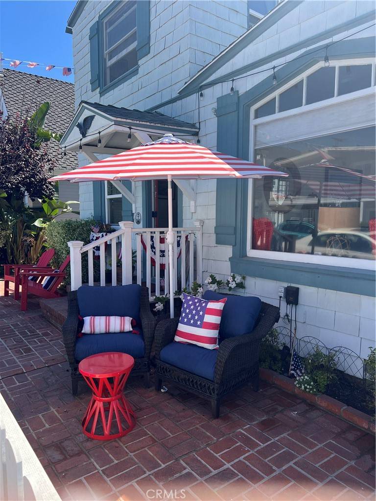 Newport Beach, CA 92662,227 Apolena AVE
