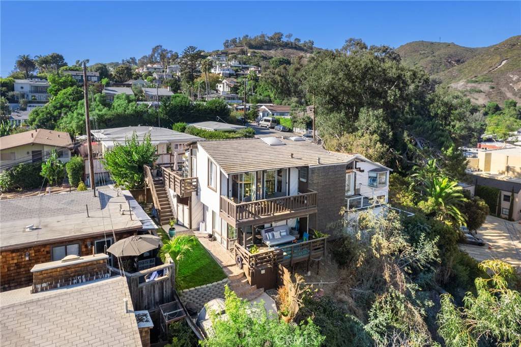 Laguna Beach, CA 92651,134 High DR