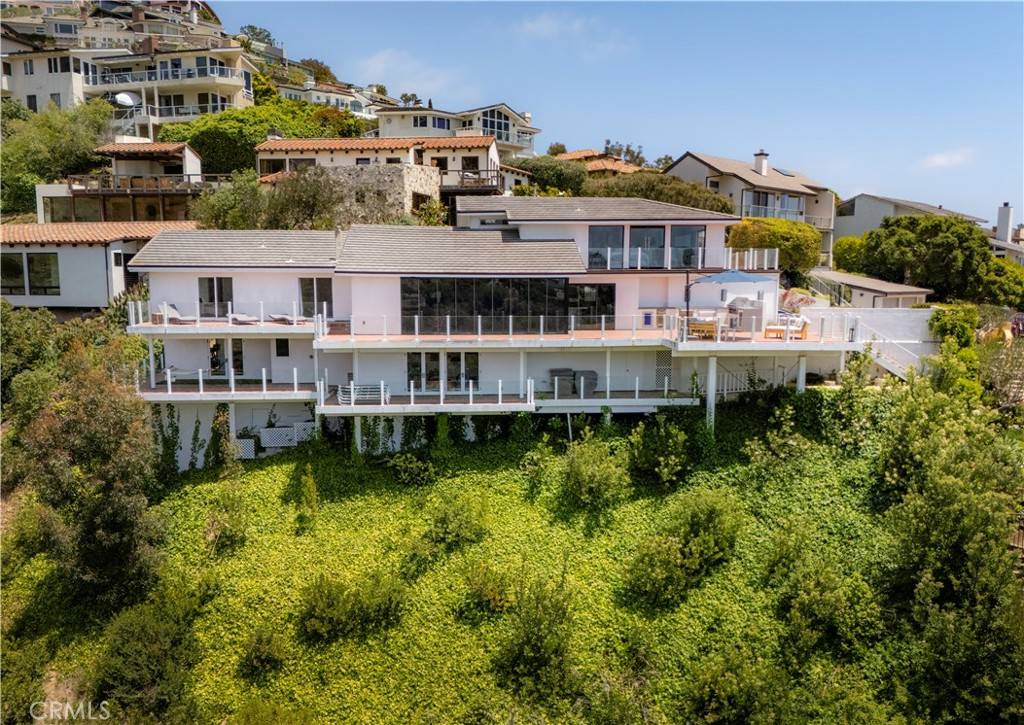 Laguna Beach, CA 92651,343 Emerald Bay