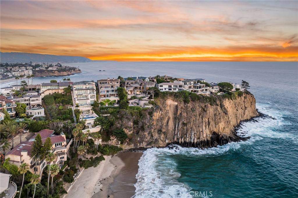 Laguna Beach, CA 92651,199 Emerald Bay