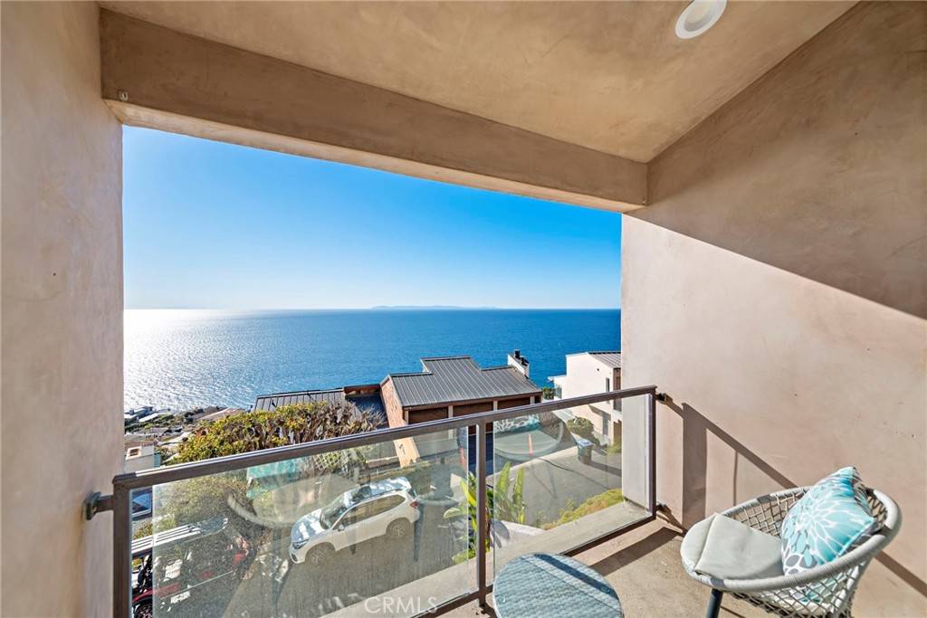 Laguna Beach, CA 92651,Address not disclosed