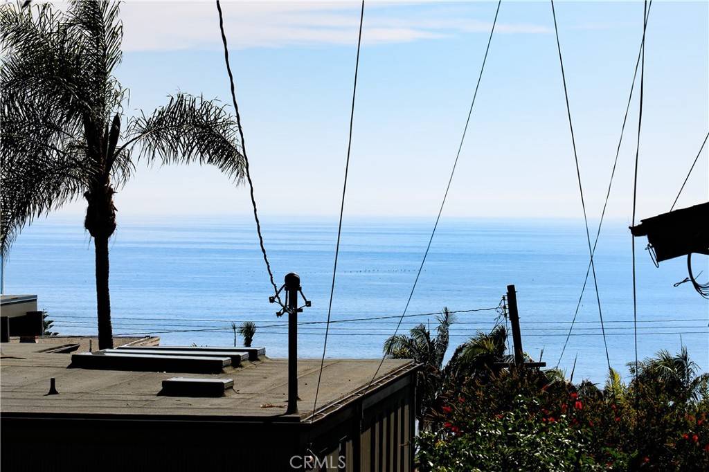 Laguna Beach, CA 92651,2130 Glenneyre ST