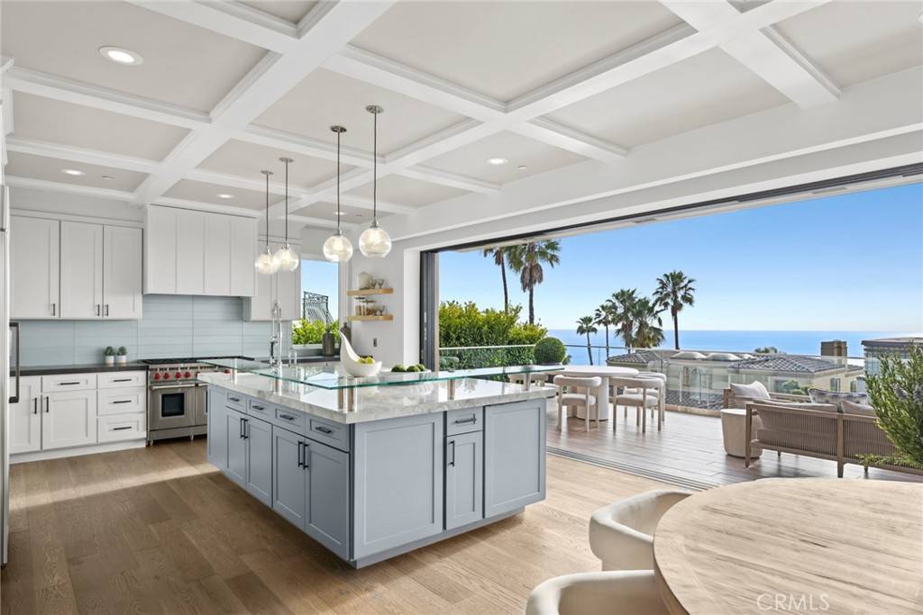 Laguna Beach, CA 92651,739 Marlin