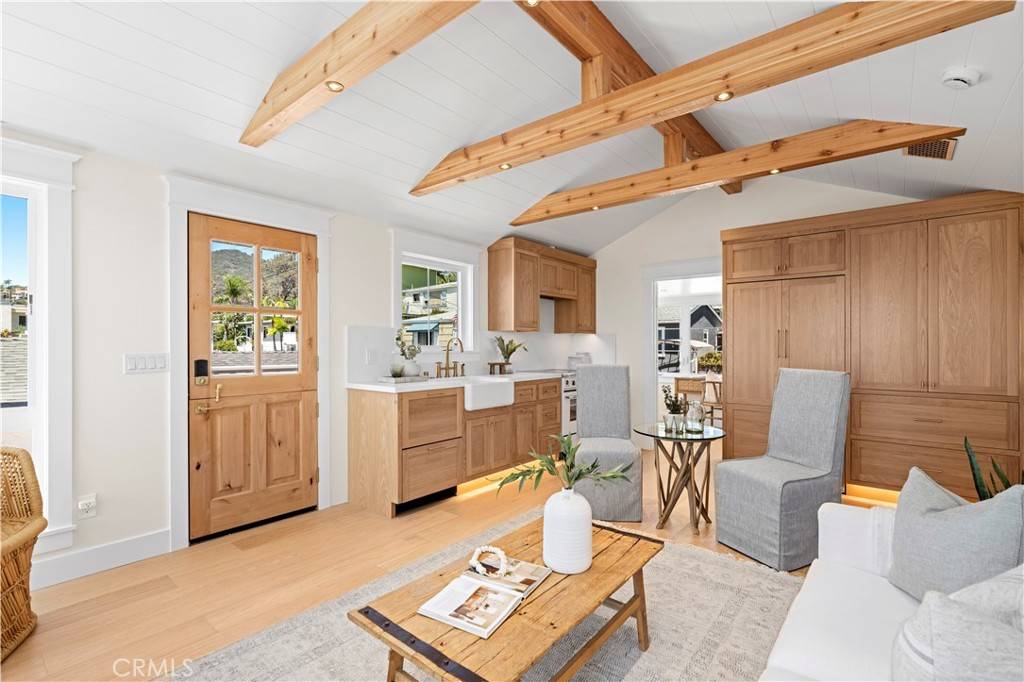 Laguna Beach, CA 92651,31729 Fairview RD