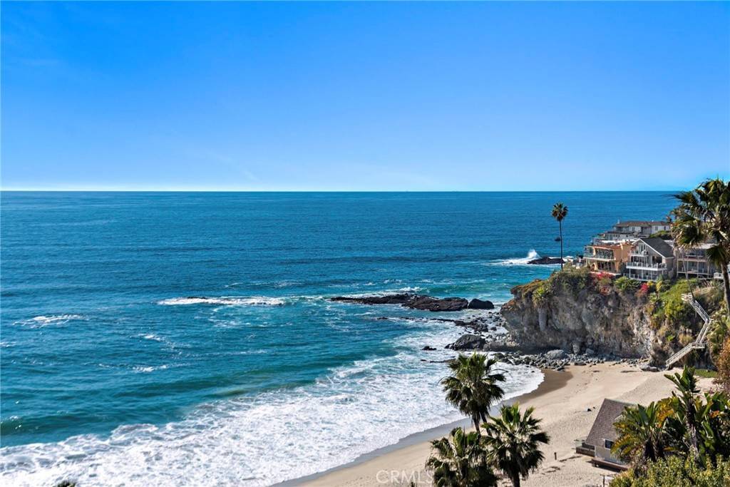 Laguna Beach, CA 92651,31971 So Coast Hwy