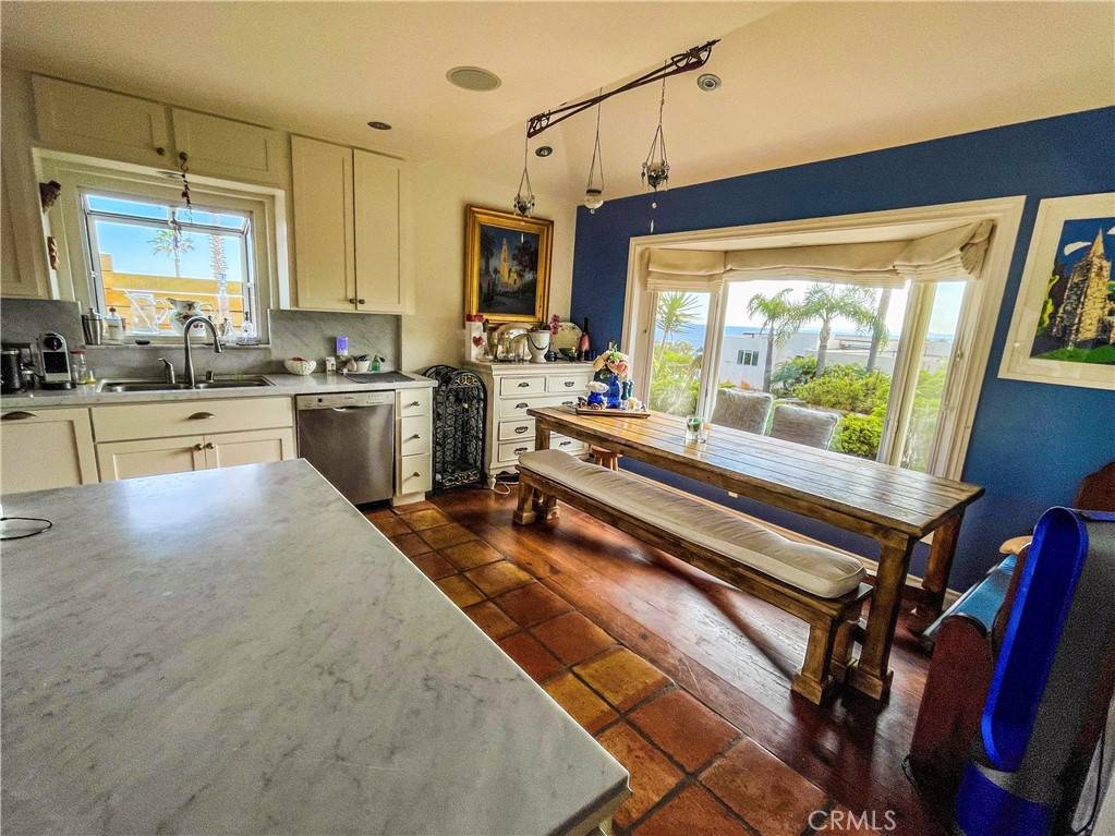 Laguna Beach, CA 92651,30722 Marilyn DR