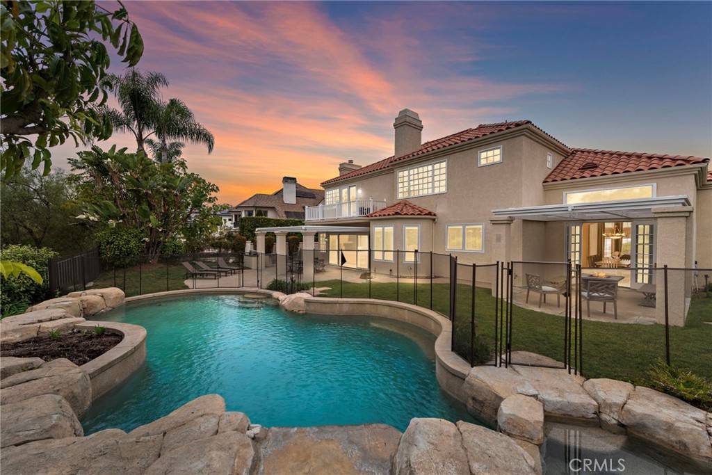 Laguna Hills, CA 92653,25222 Derbyhill DR