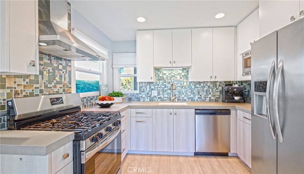 Laguna Beach, CA 92651,2955 Terry RD