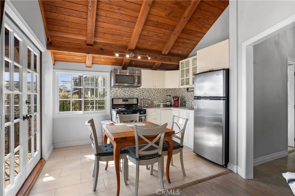 Laguna Beach, CA 92651,848 Cliff