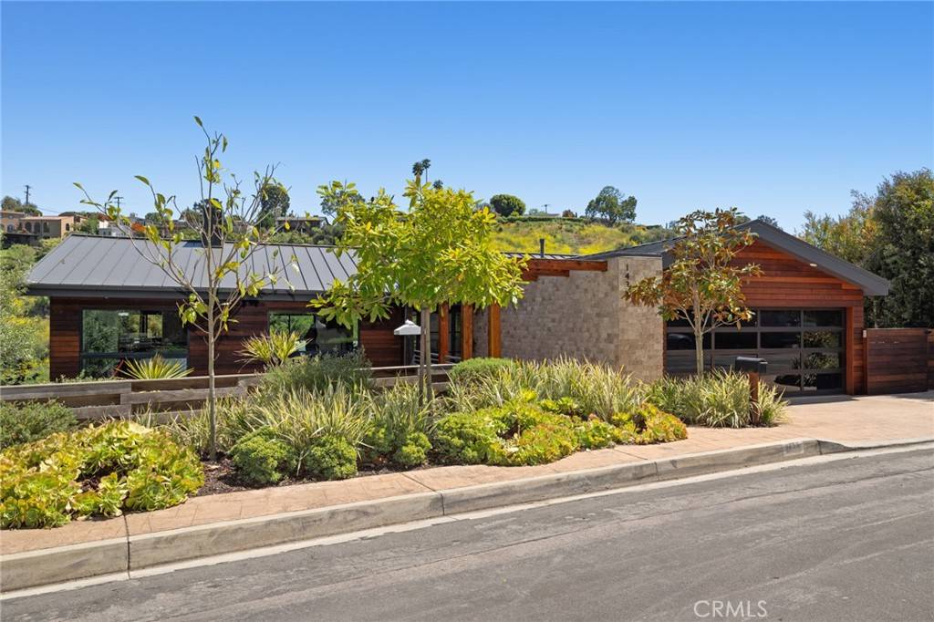 Laguna Beach, CA 92651,1435 Cerritos DR