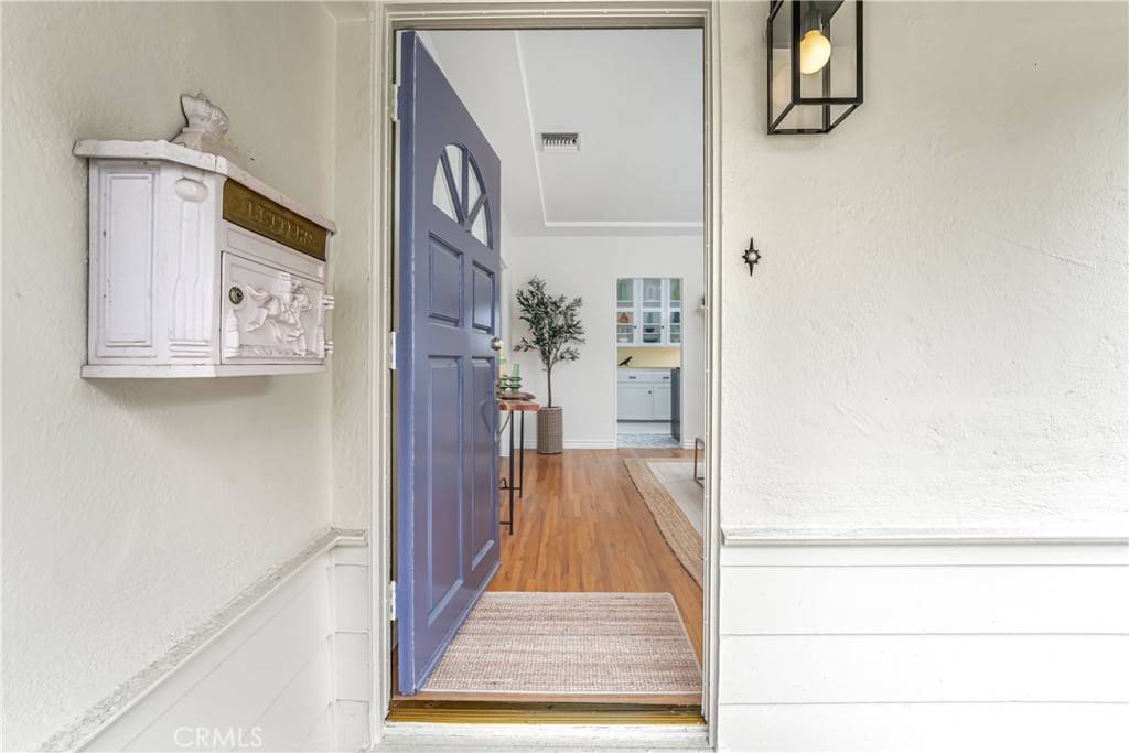 Fullerton, CA 92833,134 N Orange AVE