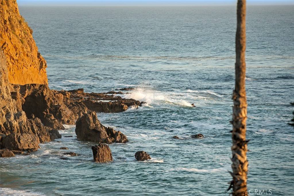 Laguna Beach, CA 92651,64 Emerald Bay