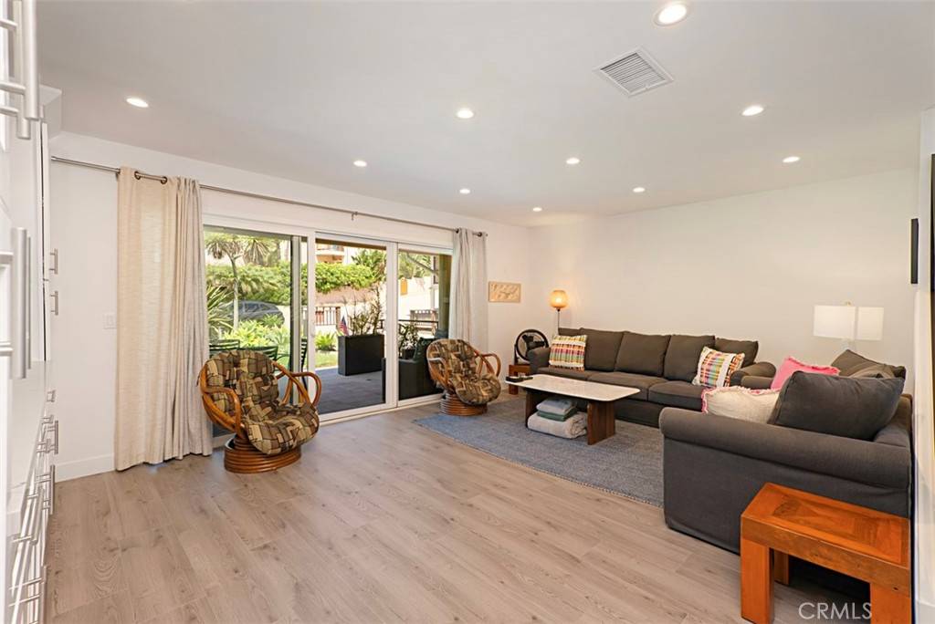 Laguna Beach, CA 92651,108 Blue Lagoon