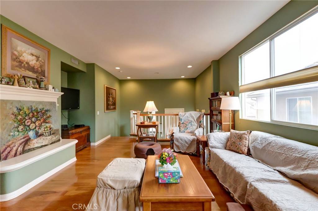 La Mirada, CA 90638,13834 Monterey LN