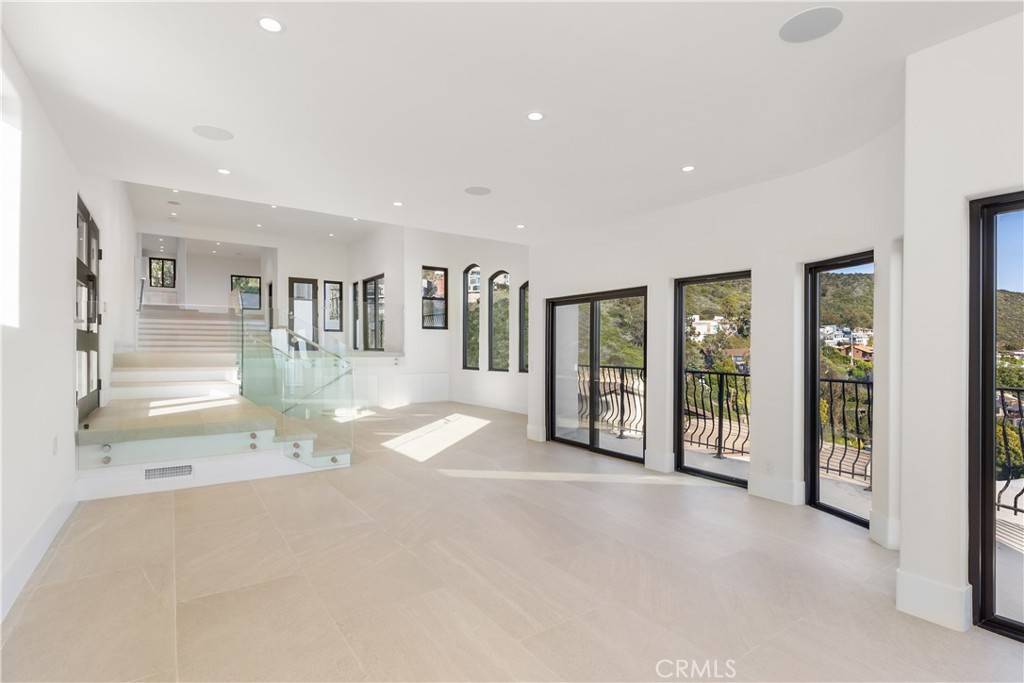 Laguna Beach, CA 92651,2790 Queda WAY