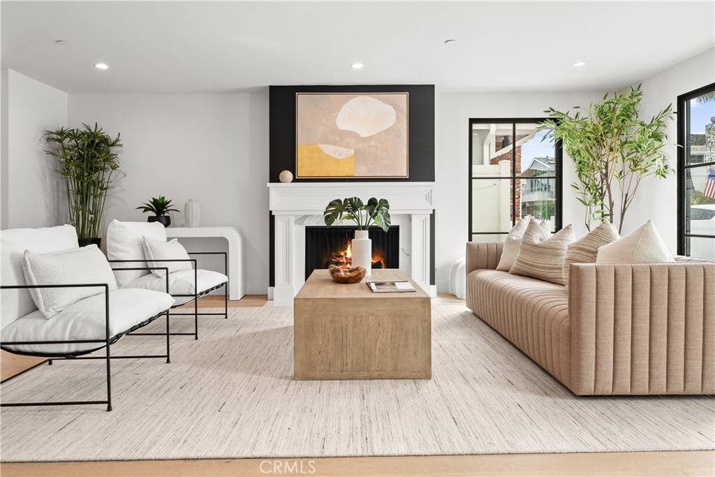 Newport Beach, CA 92662,214 Abalone AVE