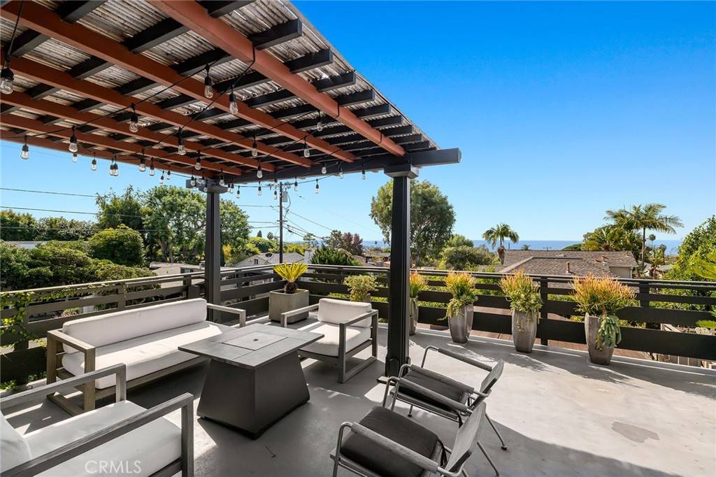 Laguna Beach, CA 92651,649 Anita ST